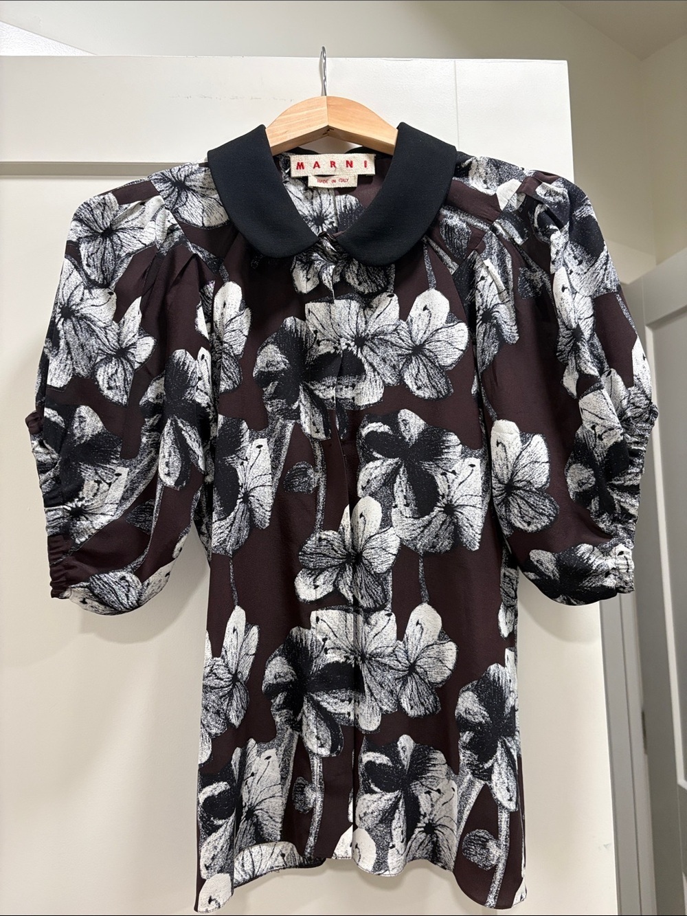 Marni Black & Brown Floral Puffy Sleeve Blouse—Like New! Beautiful Fabric/Style